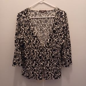 Linda Mathews New York Womens Large Black White Sweater 3/4 Sleeves Pre Owned